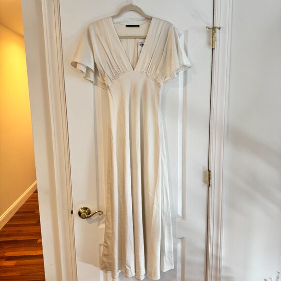 NWT Ivory Abercrombie & Fitch Flutter Sleeve Satin Maxi Dress - Picture 2 of 3